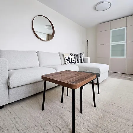 & Light Apartmentai